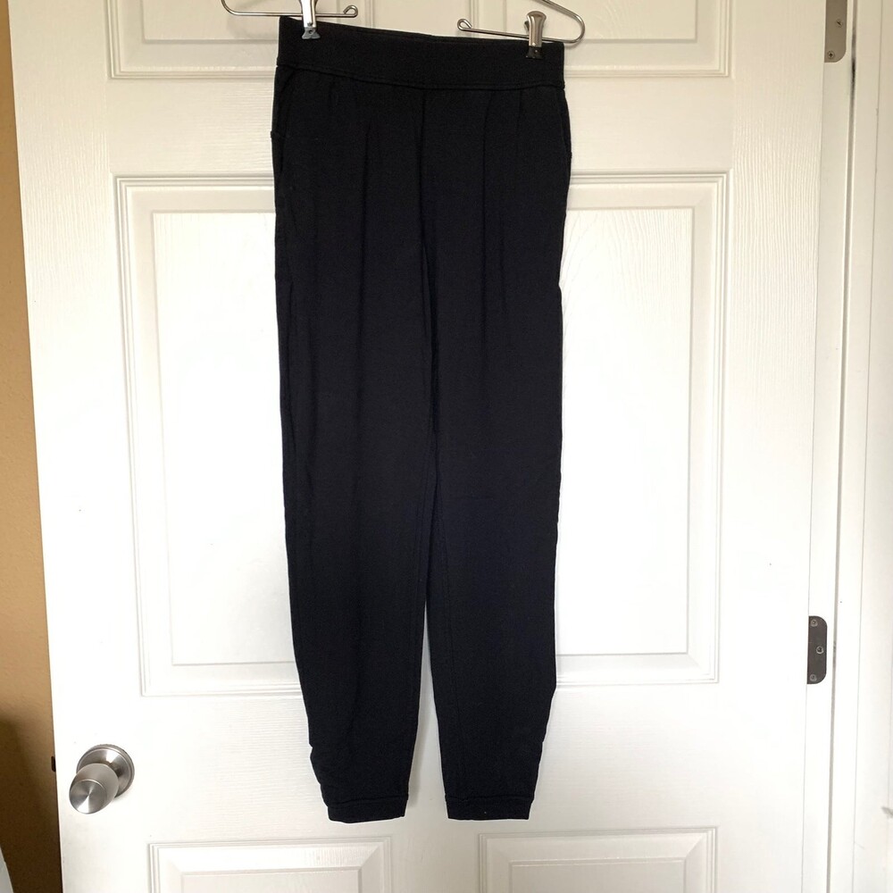 Lululemon Twisted & Tucked Pant 25"